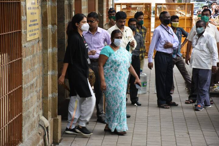 Rhea Chakraborty, who was arrested by the Narcotics Control Bureau (NCB) on Tuesday, was taken to the Byculla Jail on Wednesday morning.