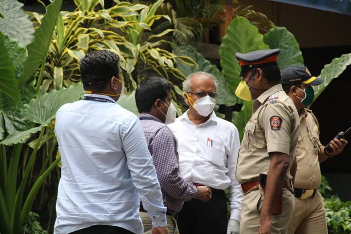 Amid the ongoing tussle between Bollywood actor Kangana Ranaut and the ruling Shiv Sena, BMC is all set to demolish an illegal construction at the actor’s office in Mumbai.