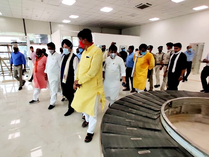 Civil Aviation Minister Hardeep Puri Reviews Progress Of Bihar Darbhanga Jharkhand Deoghar Airports Bookings Begin By Sept-End Bihar's Brand New Darbhanga Airport To Be Functional Soon, Bookings To Begin By September-End, Says Aviation Minister