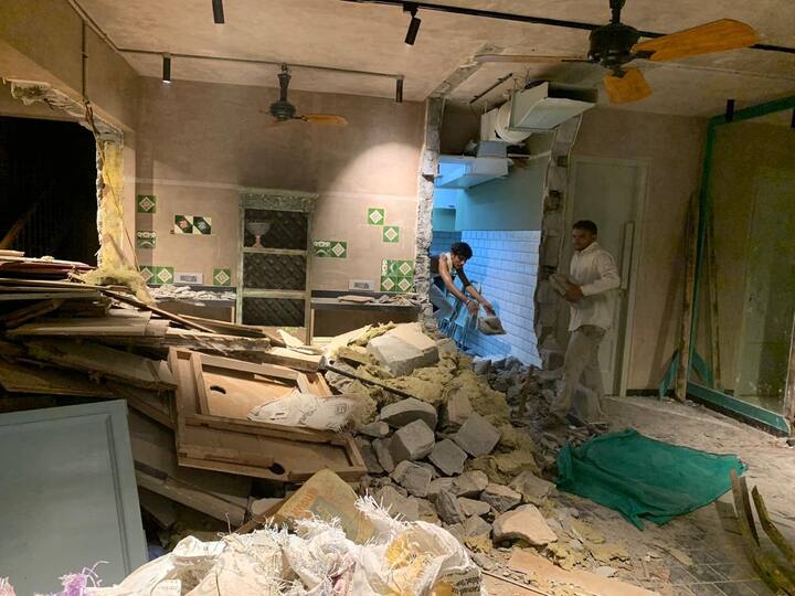 The BMC claims that parts of Kangana's office were not constructed as per the pprotocols but the actress maintains that no part in her property is illegally constructed and every work carried out was with the permission of BMC.