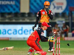 IPL 2020: Rashid Khan Knocked Down In Nasty Collision, Mitchell Marsh Twists Ankle During RCB Vs SRH Match On Monday
