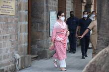 In PICS: Sara Ali Khan & Shraddha Kapoor Leave NCB Office After Hours Of Grilling, Claim SSR Took Drugs