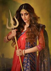 'Your Time Of Death Has Come'! Actress-Turned-Politician Nusrat Jahan Receives Death Threats After Posing As Goddess Durga!