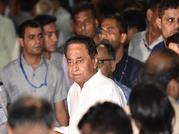 Kamal Nath Moves SC Challenging Election Commission Order That Revoked His 'Star Campaigner' Status Kamal Nath Moves SC Challenging Election Commission Order That Revoked His 'Star Campaigner' Status