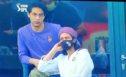 IN PICS:  Shah Rukh Khan Spotted Enjoying KKR vs RR Match In Dubai With Wife Gauri & Son Aryan