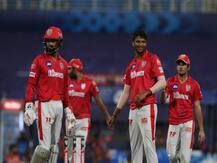 IPL 2020, MI vs KXIP: Cricket Fraternity Reacts After KL Rahul Used Off-Spinner Gowtham For Last Over Against Pollard-Pandya