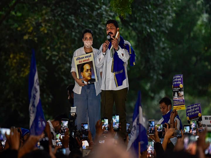 New Delhi: Bhim Army chief Chandrashekhar Azad and Bollywood actress Swara Bhaskar during a protest against the alleged gang-rape of a 19-year-old Dalit woman in Uttar Pradeshs Hathras, at Jantar Mantar in New Delhi, Friday, Oct. 2, 2020. (PTI Photo/Ravi Choudhary)