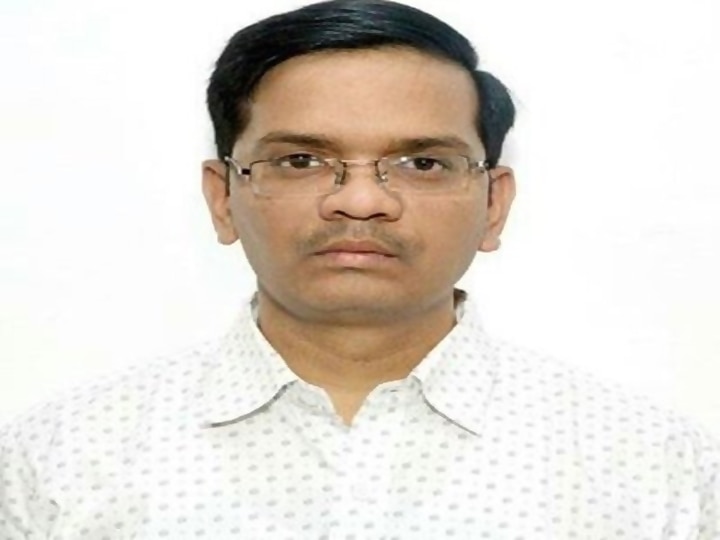 Uttar Pradesh: Hathras DM Praveen Kumar Laxkar Transferred Besides 15 Other IAS Officers Uttar Pradesh: Controversial Hathras DM Transferred Besides 15 Other IAS Officers; Know All About It