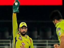 CSK Skipper MS Dhoni Became The Second Wicket-Keeper After KKR Captain Dinesh Karthik To Complete 100 IPL Catches 
