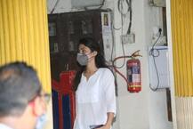 PICS: Rhea Chakraborty Arrives At Police Station A Day After Getting Bail From Bombay High Court In Drugs Case