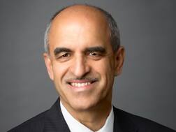 Indian Origin Professor Srikant Datar Named As Next Dean Of Harvard Business School; Know More About Him