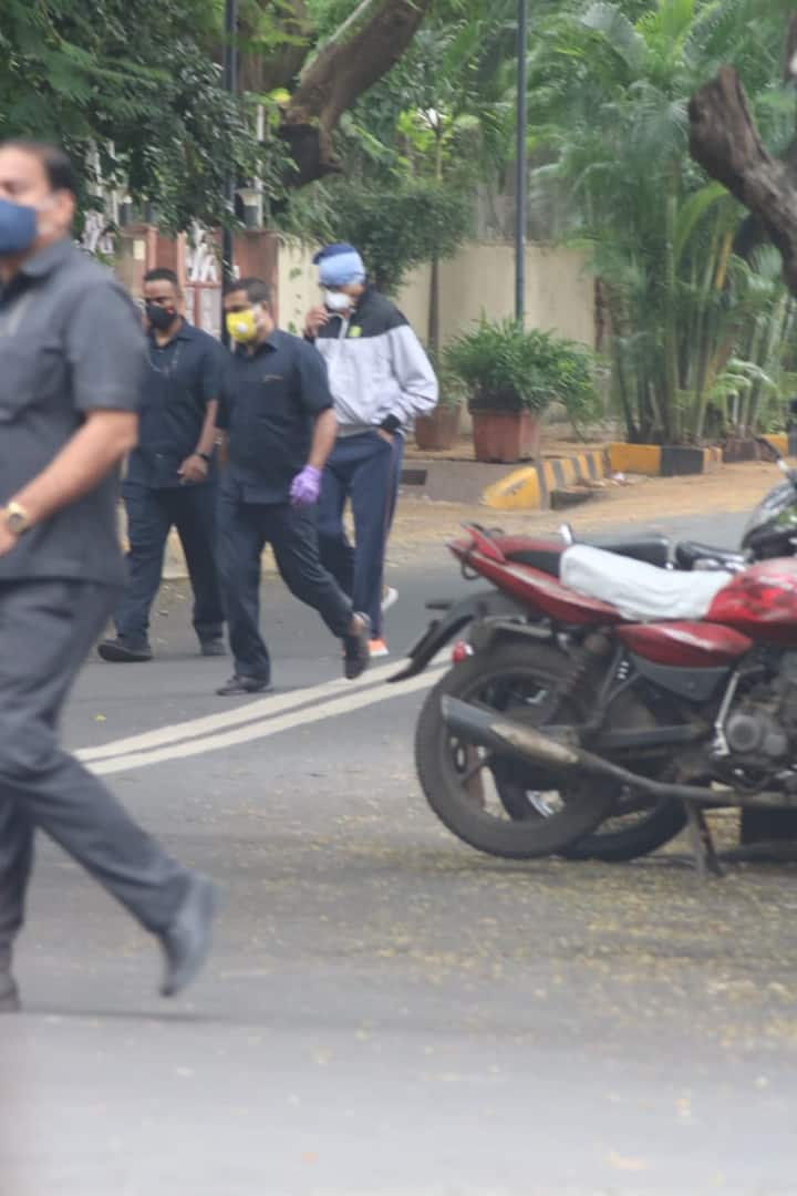 Inspired by the phrase Inquilab Zindabad, the ‘Cheeni Kum’ actor was initially named Inquilaab. His father Harivansh Rai Bachchan however changed his name to Amitabh at the suggestion of fellow poet Sumitranandan Pant.PIC CREDIT – Manav Manglani