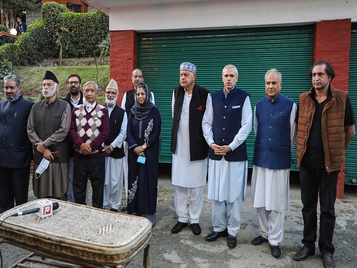 Farooq Abdullah, Mehbooba Mufti Declare Formal Alliance, Demand Restoration of Rights J&K Had Before Aug 5, 2019 Farooq Abdullah, Mehbooba Mufti Declare Formal Alliance, Demand Restoration of Rights J&K Had Before Aug 5, 2019