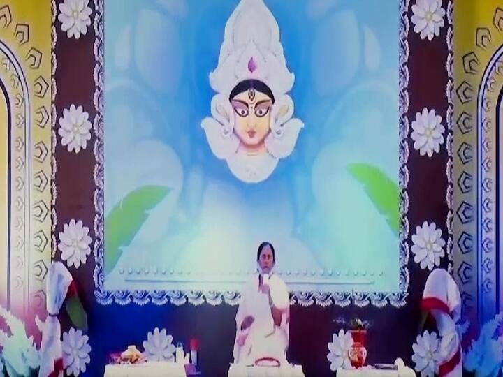 Kolkata: West Bengal Chief Minister Mamata Banerjee said that cancelling the Durga puja celebrations was not an option. (ANI Photo)