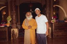 IN PICS: Hollywood Superstar Will Smith Meets Spiritual Leader Sadhguru
