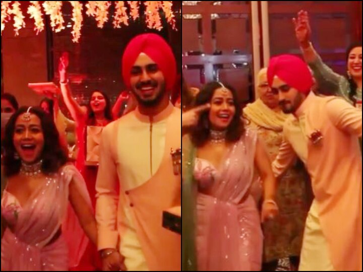 Neha Kakkar Dances With Beau Rohanpreet Singh During Her Roka Ceremony Thanks Parents For Throwing The Best Event Jio News 24 English neha kakkar dances with beau rohanpreet