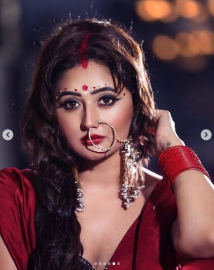 Photos Bigg Boss 13’s Rashami Desai Looks Breathtakingly Gorgeous As She Turns Into Bengali