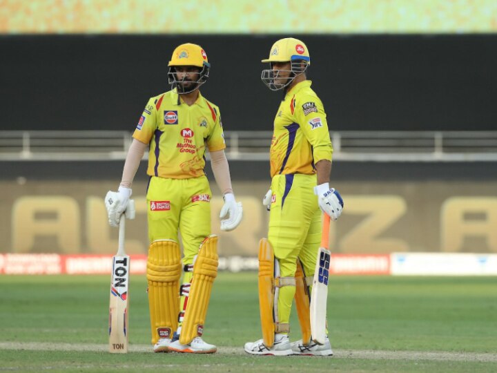CSK vs RCB IPL T20 UAE Full Match Highlights Match Report Best Catches and Wickets Chennai vs Bangalore Match Today IPL 2020, RCB vs CSK: Ruturaj Gaikwad's Sparkling 50 Helps Chennai Keep Playoff Hopes Alive With 8-Wicket Win Over Bangalore