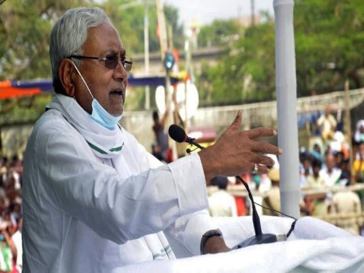 Bihar Elections 2020: Nitish Kumar Gets Angry, Anti Nitish, Pro RJD Sloganeering in rallies Bihar Elections 2020: Ahead Of First Phase Polling, Anti-Nitish, Pro RJD Sloganeering Flusters CM