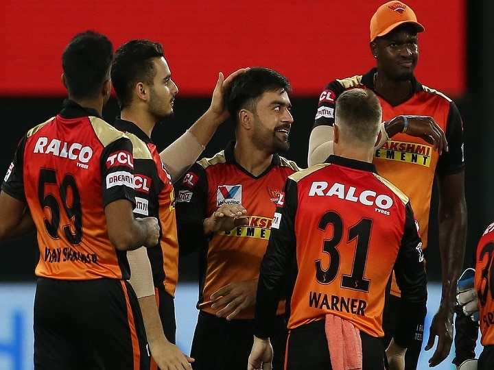 IPL 2020 Updated Points Table After DC vs SRH Match 47 At Dubai Orange Cap Purple Standings IPL 2020, Points Table: SRH Stay Afloat In Tournament, Climb To Sixth Spot With Dominant 88-Run Over DC