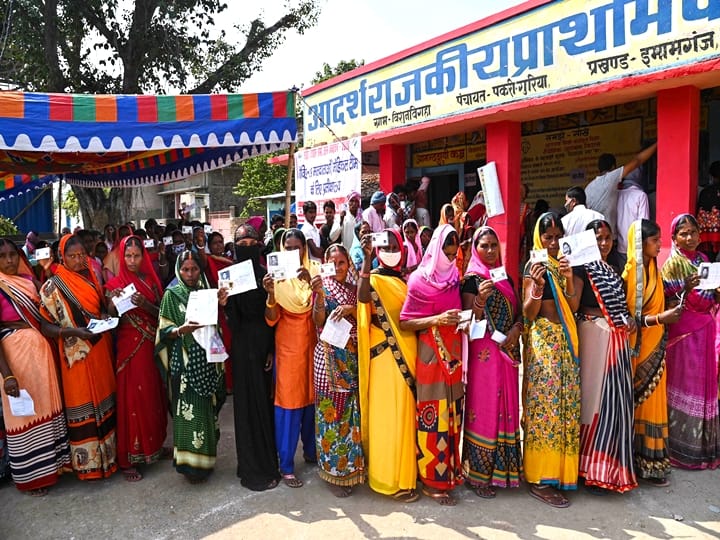 Bihar SIR How To Check Your Name Election Commission ceoelection.bihar.gov.in/searchinroll Bihar Voter List 2025: Here's How To Check If Your Name Is Included After Latest Revision