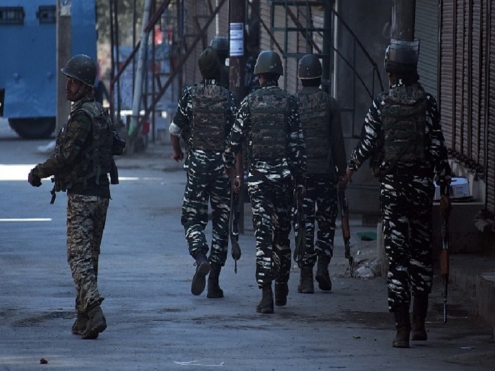 Kashmir: Eight Militants Surrendered During Live Encounters This Year, 5 Alone In Ensuing Month, Says IGP J&K: Eight Militants Surrendered During Live Encounters This Year, 5 Alone In Ensuing Month, Says IGP