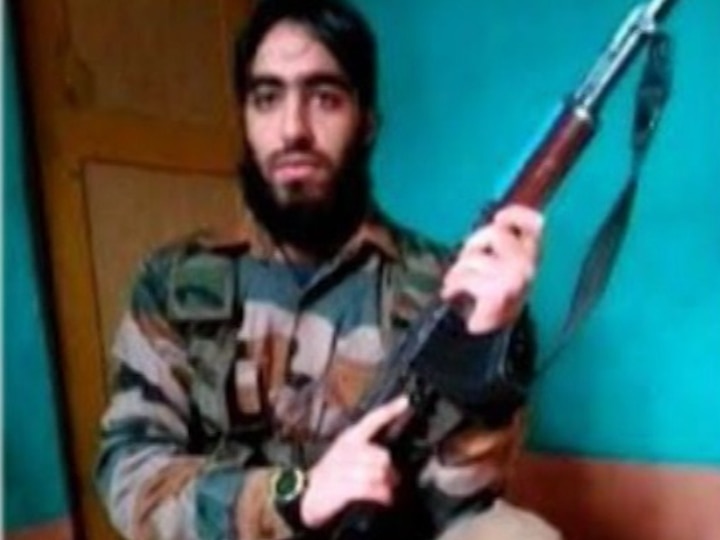 Jammu Kashmir Hizb ul Mujahideen Kashmir Chief Saifullah Mir Shot Dead In Srinagar Encounter Jammu & Kashmir: Hizb-ul-Mujahideen's Kashmir Chief Saifullah Mir Shot Dead In Srinagar Encounter; Operation Underway