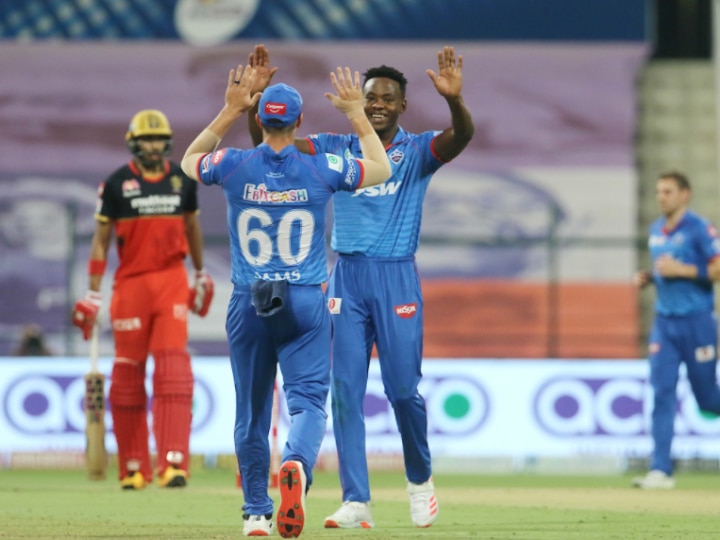 DC vs RCB IPL T20 UAE Match Highlights 1st Innings Report Bangalore vs Delhi Match Today IPL 2020, RCB vs DC: Delhi Capitals Restrict Bangalore To 152/7 At Abu Dhabi