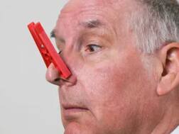 How To Remove Odor From Smelly, Stinky Shoes?