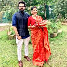 PICS: Kamya Punjabi, Niti Taylor & Other TV Celebs Celebrate FIRST Karwa Chauth After Wedding