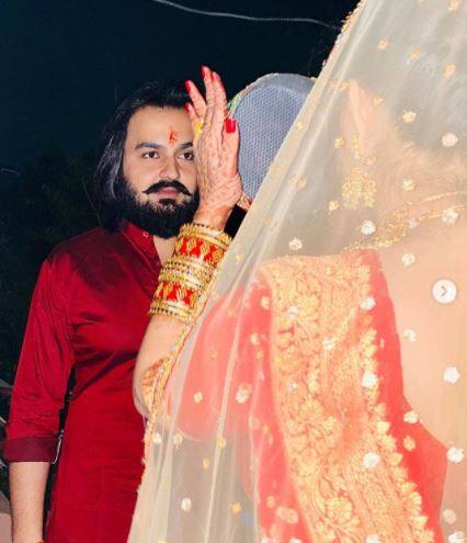 The actress can be seen performing puja and rituals with her husband.