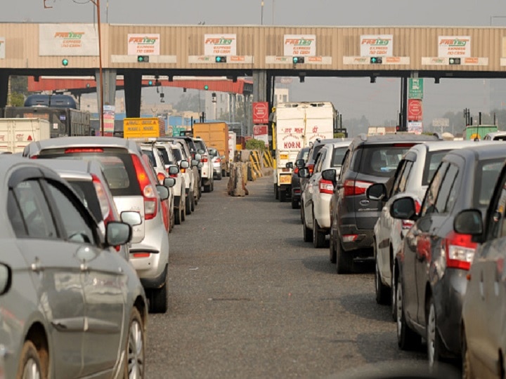 Fastag Vehicles Rules No Need Commuters To Stop at Toll Plazas As FASTag Gets Rolled Out From Jan 1 No Need For Commuters To Stop At Toll Plazas As FASTag Becomes Mandatory From Jan 1