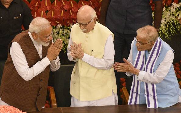 L K Advani had a reputation as an efficient and honest - if at times ruthless - administrator with considerable analytical skills. He is well known as a cricket and Bollywood buff and an enthusiast for the writings of Alvin Toffler about the need to adapt to a changing world. (Photo by Sonu Mehta/Hindustan Times via Getty Images)