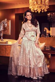 PICS: Kangana Ranaut Applies Mehendi On Her Brother Aksht's Hand During His Pre-Wedding Function