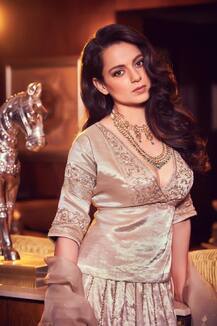 PICS: Kangana Ranaut Applies Mehendi On Her Brother Aksht's Hand During His Pre-Wedding Function