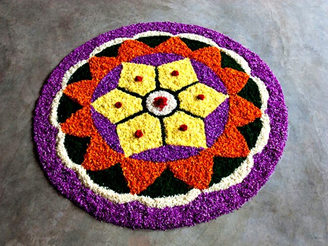 IN PICS | Diwali 2020: Here Are 10 Beautiful Rangoli Designs To Seek Inspiration From For The Big Day IN PICS | Diwali 2020: Here Are 10 Beautiful Rangoli Designs To Seek Inspiration From For The Big Day