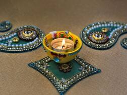 Diwali 2020: Mantras & Slokas To Chant During Laxmi And Kali Puja