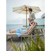 PICS: Kajal Aggarwal And Gautam Kitchlu Enjoy Their Underwater Stay In Maldives