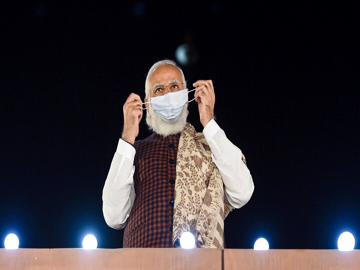 PM Modi Unveils Life-Size Statue Of Swami Vivekananda In JNU Campus Amid Students' Protest PM Modi Unveils Life-Size Statue Of Swami Vivekananda In JNU Campus Amid Students' Protest