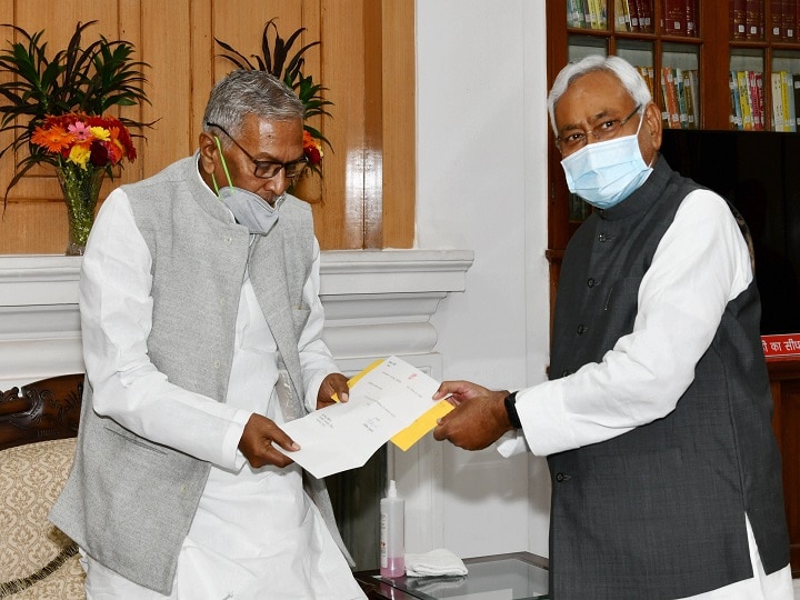 Bihar Govt Formation Process Begins As CM Nitish Kumar Tenders His Resignation To Governor