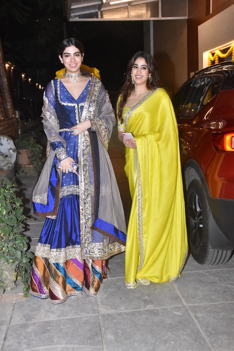 Diwali 2020: Janhvi Kapoor & Sister Khushi Kapoor Sizzle ...