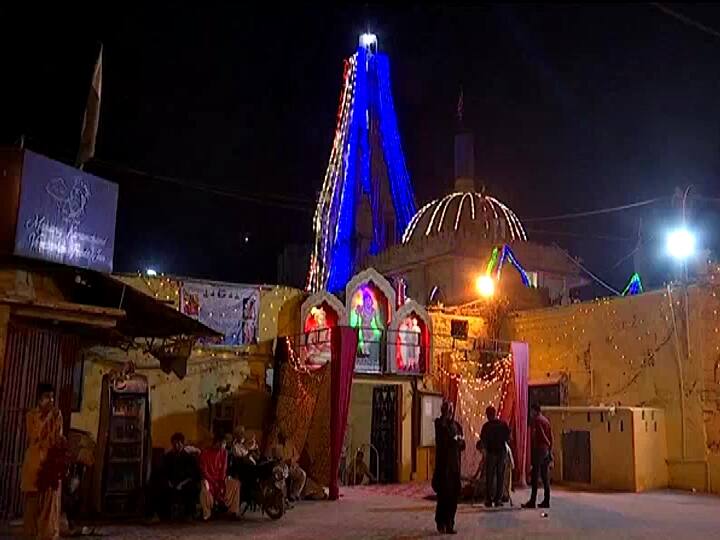 Karachi: Visual showing the decoration of Shree Swaminarayan Temple on November 14, 2020. (Photo: ANI)