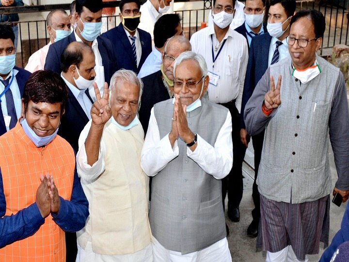 Bihar Cabinet Formation: Nitish Kumar To Take Oath As Bihar CM, Deputy CM Tarkishore Prasad, Renu Devi 7 From JDU, BJP & 1 Each From VIP, HAM To Get Ministerial Berths: All Eyes On Bihar Cabinet Formation