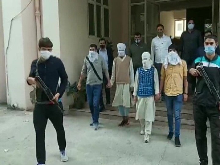 Delhi: 2 Jaish-E-Mohammed Terrorists Arrested, Police Avert Major Terror Attack In National Capital Delhi: 2 Arrested Jaish-E-Mohammed Terrorists Had Deoband Connection & VIPs Under Radar