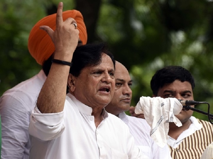Ahmed Patel Passes Away At 71 Due To Covid-19 Veteran Congress Leader Death Veteran Congress Leader Ahmed Patel Passes Away At 71 Due To Covid-19 Complications