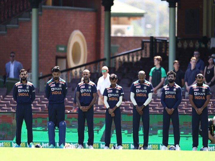 IND vs AUS, 1st ODI: Indian team wears Black Armbands To Pay Tribute To Dean Jones, Phillip Hughes IND vs AUS, 1st ODI: 'Men In Blue' Don Black Armbands To Pay Tribute To Dean Jones, Phillip Hughes