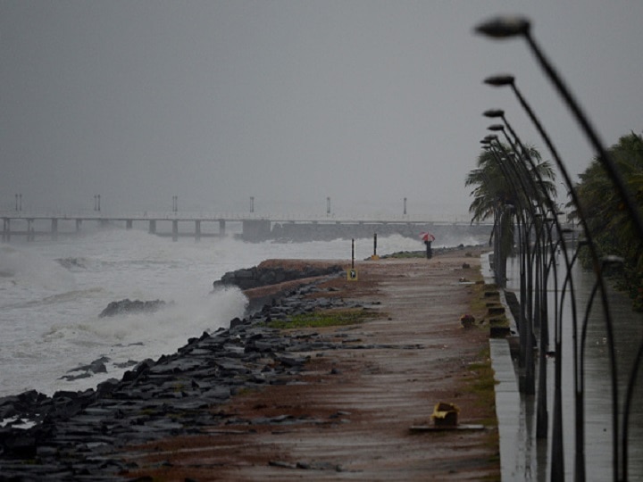 After Nivar, Another Cyclone May Hit Tamil Nadu, Puducherry On December 2 - Details Here After Nivar, Another Cyclone May Hit Tamil Nadu, Puducherry On December 2 - Details Here