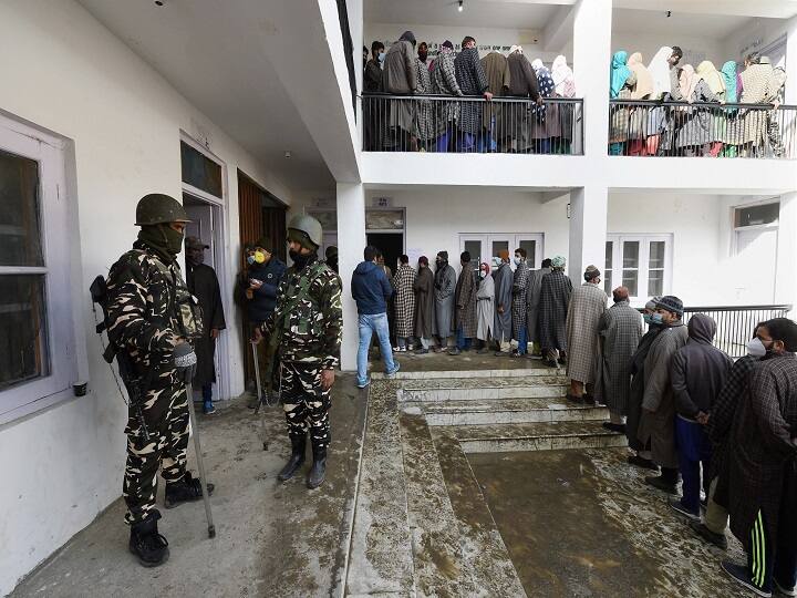 In the Jammu division, a turnout of 74.62% in Reasi was followed by Rajouri (70.52), Poonch (68.69), Samba (68.61), Doda (64.49), Ramban (64.21), Kathua (62.82), Jammu (61.49), Udhampur (57.13) and Kishtwar (55.16). In Kashmir, Budgam was followed by Kupwara with a turnout of 50.74 percent, Ganderbal (48.62), Bandipora (43.57), Anantnag (43.32), Shopian (42.58), Kulgam (34.35), Srinagar (33.76), Baramulla (32.51) and Pulwama (6.70). [Image: PTI]