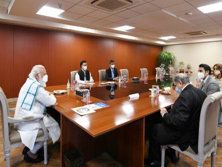 'Applying For Emergency Use Of Covid Vaccine In 2 Weeks', Says Serum Institute's Adar Poonawalla After PM Modi's Visit 'Applying For Emergency Use Of Covid Vaccine In 2 Weeks', Says Serum Institute's Adar Poonawalla After PM Modi's Visit