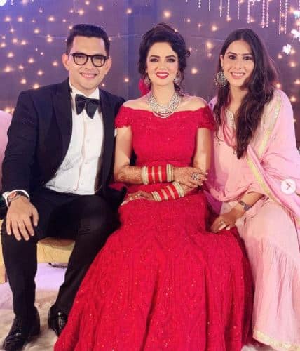Our heartiest congratulations to the newlyweds